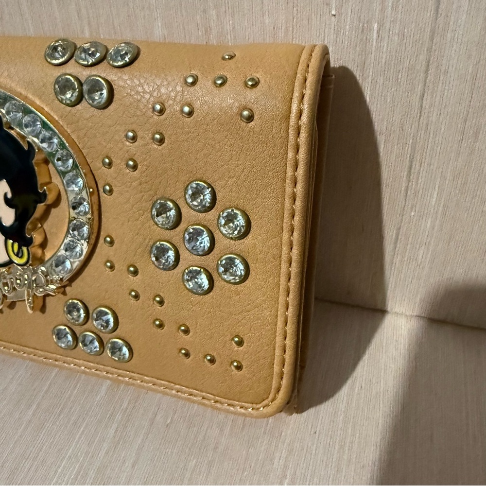 Betty Boop 2015 Rhinstone Studded Brown Wallet Tri-Fold Brand New Never Used!! - Picture 6 of 13